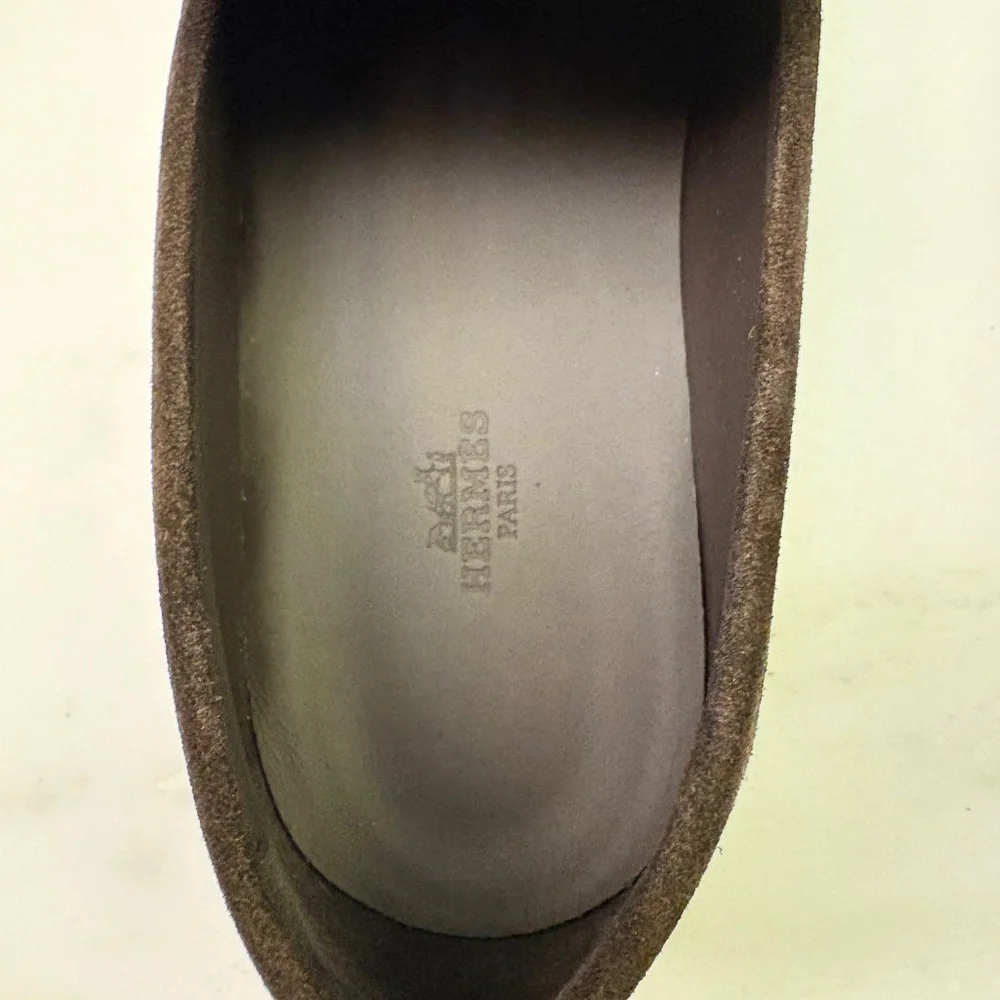 Beautiful Hermes Ignacio Suede Loafers in this season's chocolate brown - Picture 8 of 10